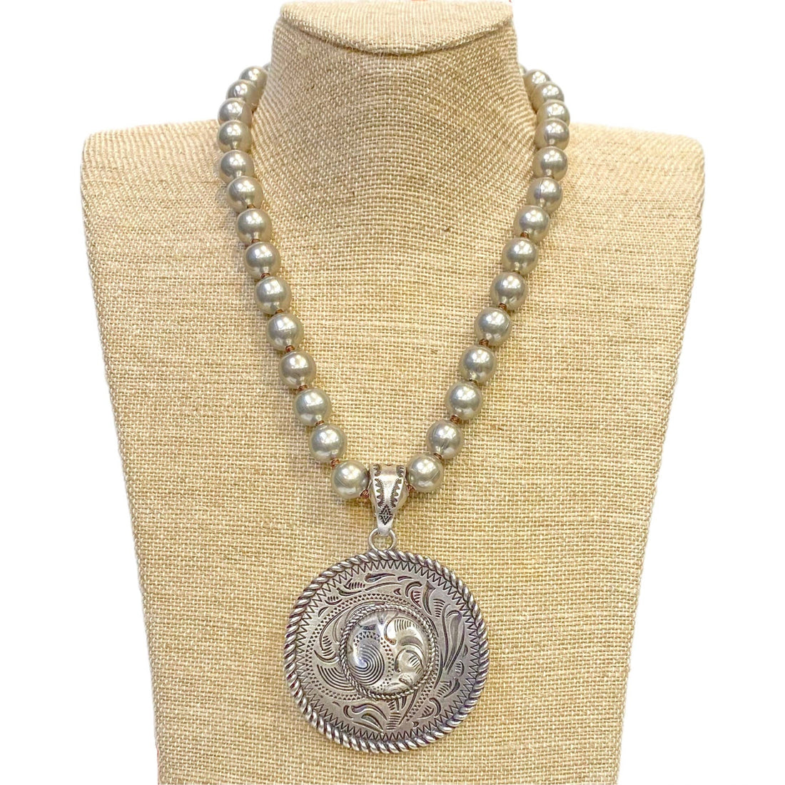 Sombrero Pendant Necklace – Silver Beaded Convertible Statement Jewelry