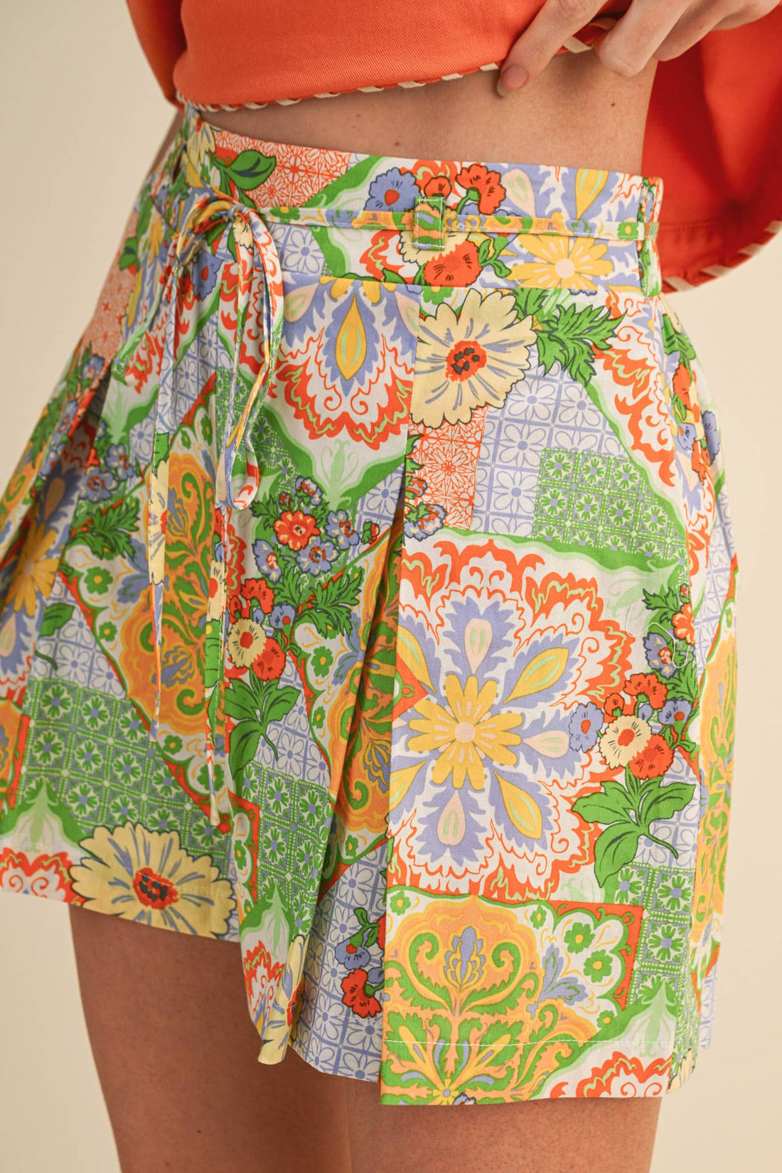Floral Pleated High Waist Shorts | Colorful Vintage-Inspired Print Summer Shorts