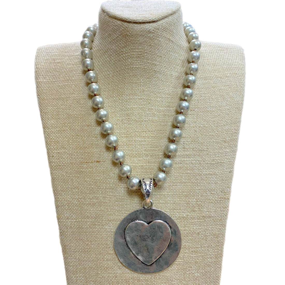 Vintage Heart Pendant Necklace – Silver Beaded Statement Jewelry