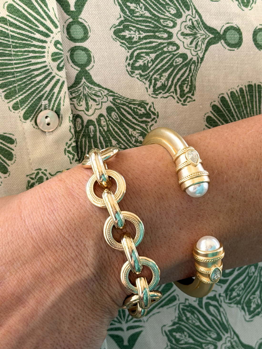 The Everly Statement Bracelet - Gold