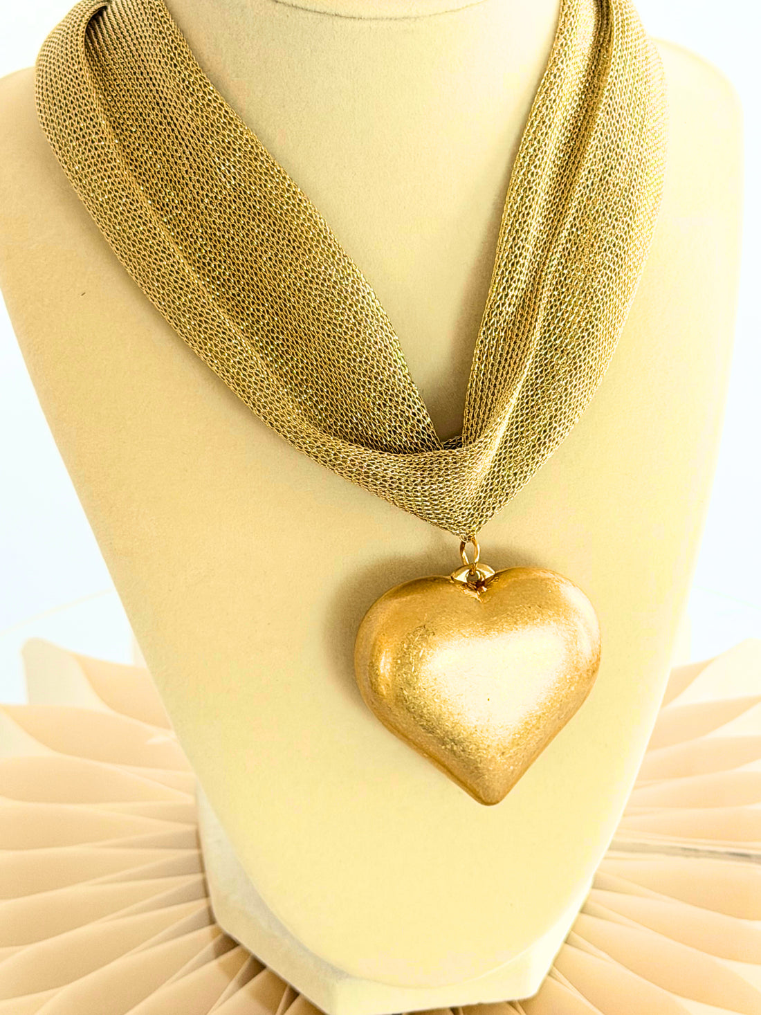 The Sweetheart Necklace - Gold + Mesh